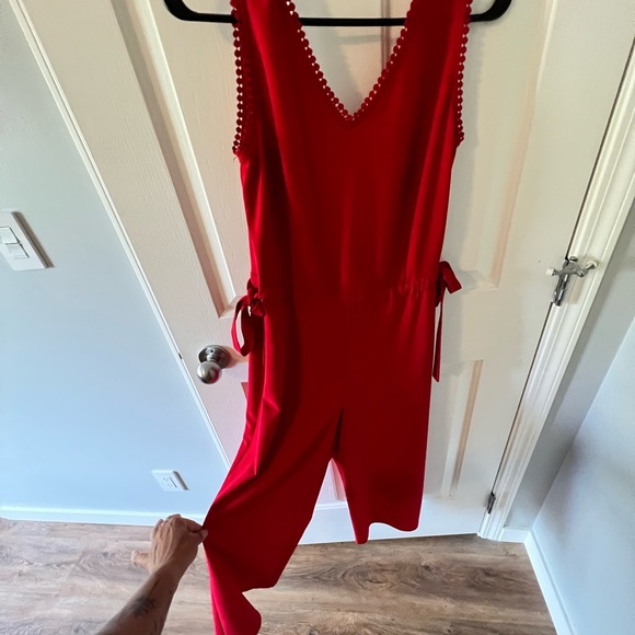 Red ankle length jumpsuit - Picture 2 of 5